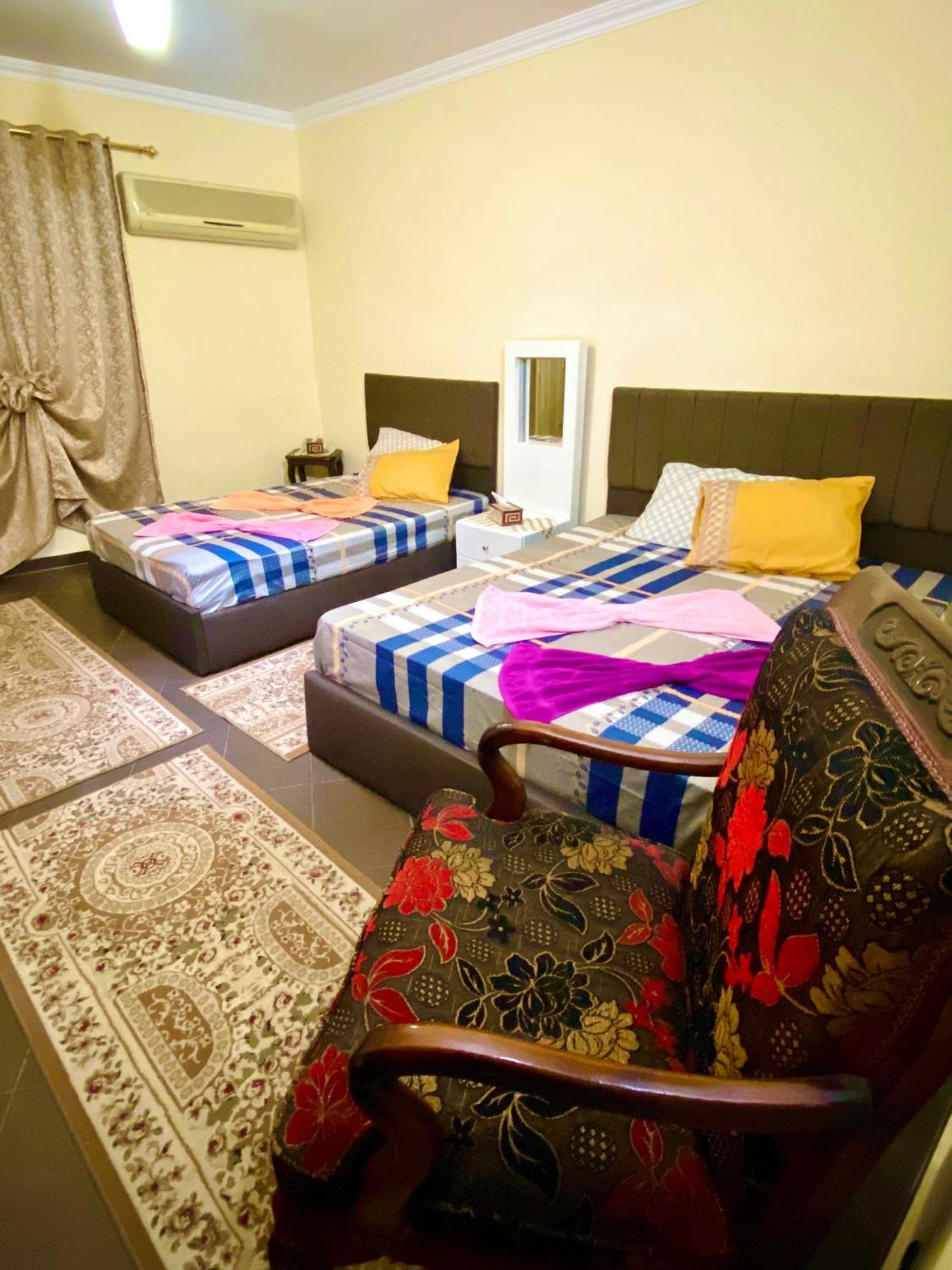 Momen Pyramids Inn Kafret el-Gabal Esterno foto